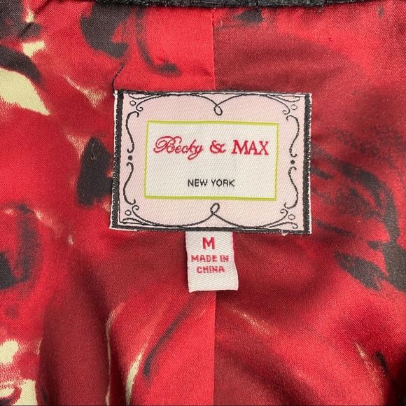 Becky & Max Elegant Black Women's Jacket - Picture 4 of 5